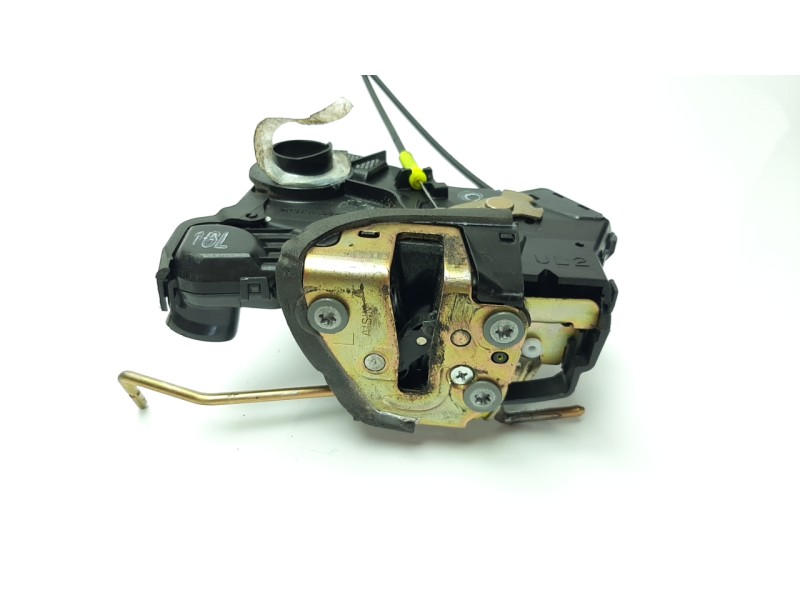 Recambio de cerradura puerta delantera izquierda para toyota avensis berlina (t25) 1.8 16v cat referencia OEM IAM 6904002152  