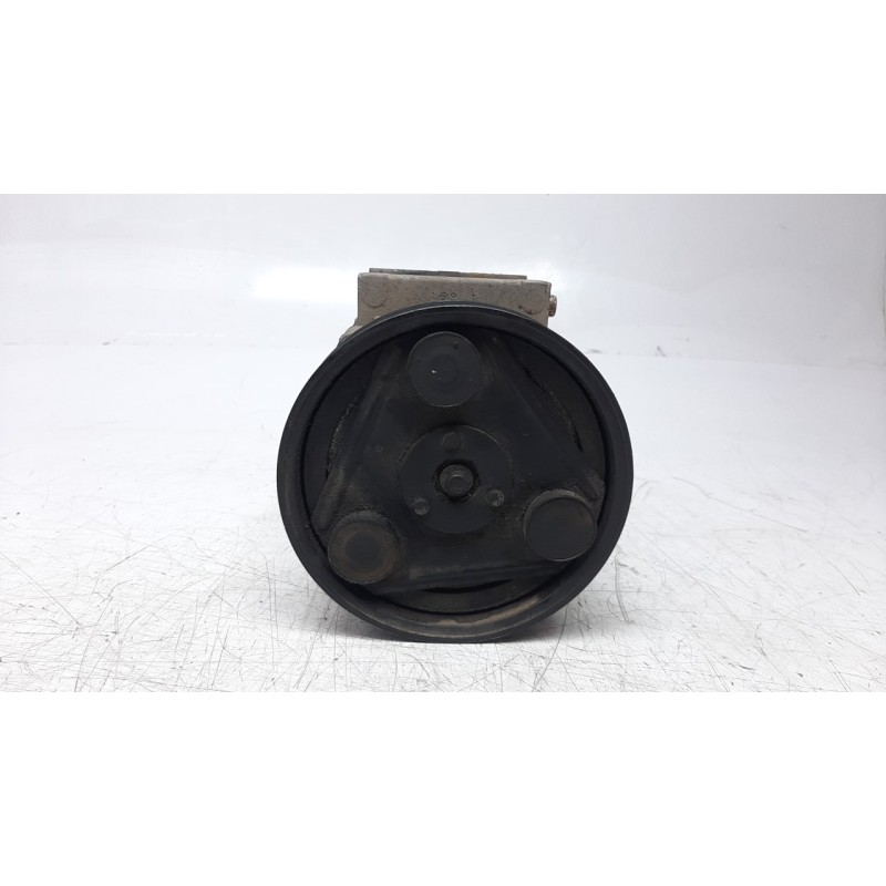 Recambio de compresor aire acondicionado para ford fiesta berl./courier 1.4 cat (pt-e) referencia OEM IAM 96FW19D629BC 32301 CAF
