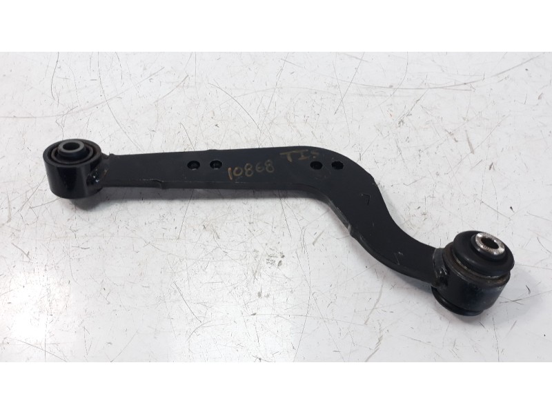 Recambio de brazo suspension superior trasero izquierdo para toyota rav 4 referencia OEM IAM 48790  
