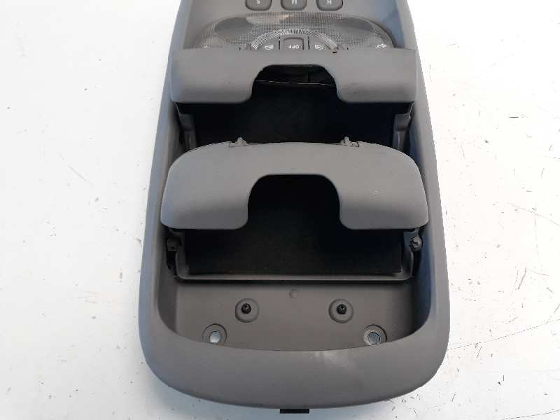 Recambio de luz interior para kia carnival ii 2.5 v6 ex referencia OEM IAM   