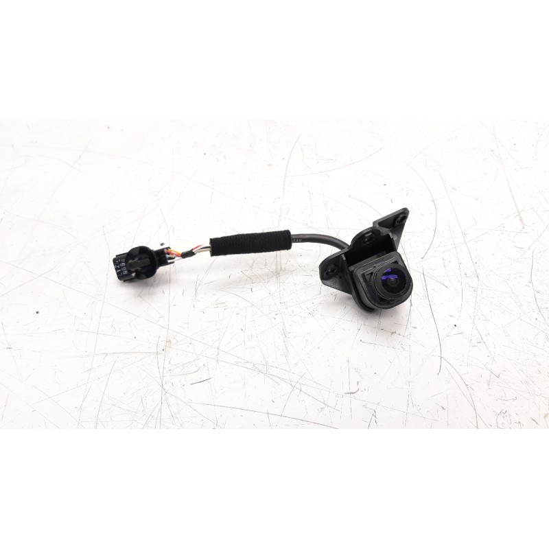 Recambio de camara vision trasera para kia sportage 1.6 gdi cat referencia OEM IAM 99240R2200  