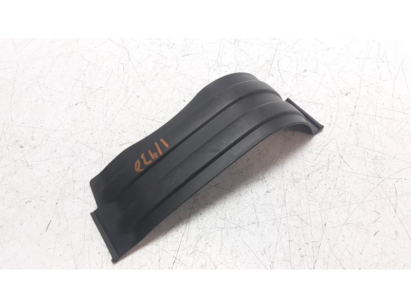 Recambio de moldura para honda forza 125 forza 125 referencia OEM IAM 81256K40F000  