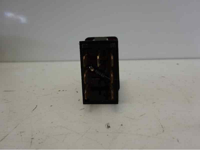 Recambio de warning para opel corsa b fresh referencia OEM IAM 90436896  