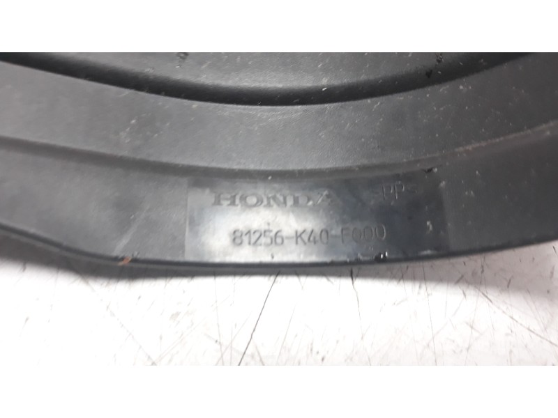 Recambio de moldura para honda forza 125 forza 125 referencia OEM IAM 81256K40F000  