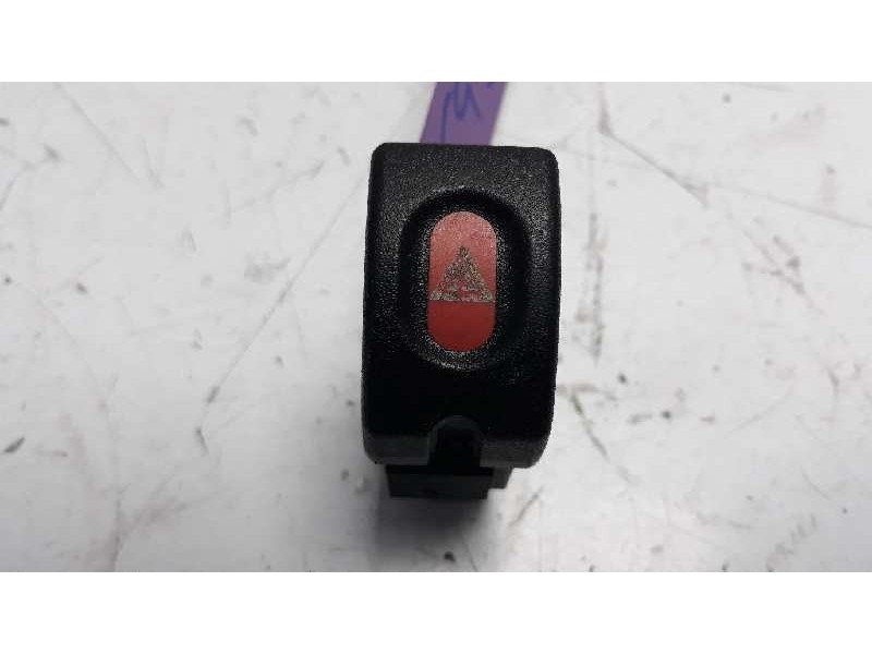 Recambio de warning para opel corsa b fresh referencia OEM IAM 90436896  