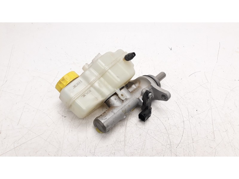 Recambio de bomba freno para skoda fabia 1.0 tsi referencia OEM IAM 6R0611301A  