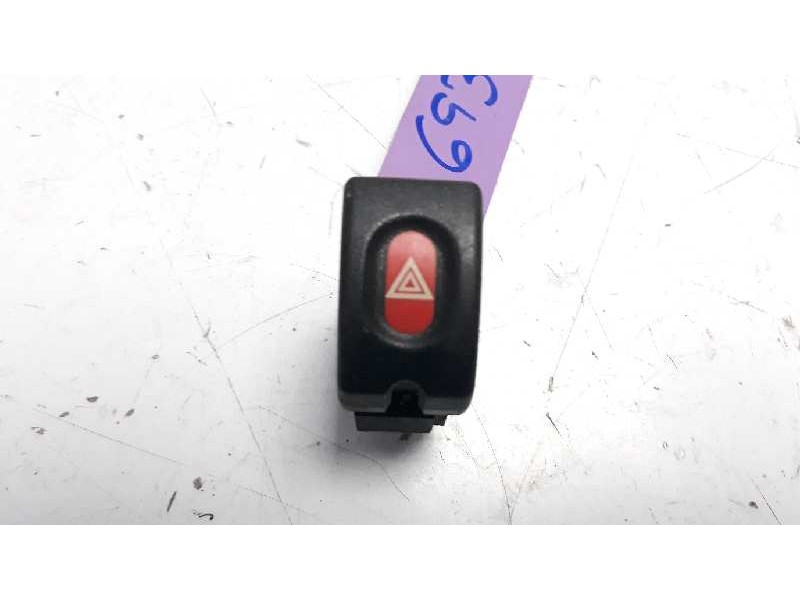 Recambio de warning para opel corsa b fresh referencia OEM IAM 90436896  