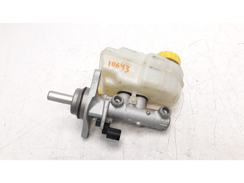 Recambio de bomba freno para skoda fabia 1.0 tsi referencia OEM IAM 6R0611301A  