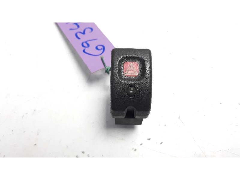 Recambio de warning para opel corsa b fresh referencia OEM IAM 90436896  