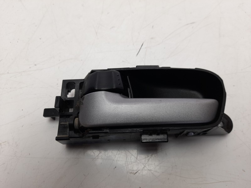 Recambio de maneta interior trasera izquierda para suzuki grand vitara jb (jt) 1.9 ddis turbodiesel referencia OEM IAM 8313061M1