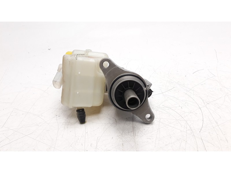 Recambio de bomba freno para skoda fabia 1.0 tsi referencia OEM IAM 6R0611301A  