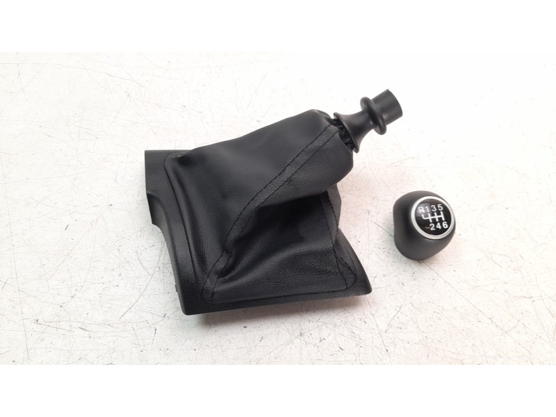 Recambio de pomo palanca cambio para citroen jumper kasten 30 l1h1 bluehdi 120 referencia OEM IAM 1607116580  