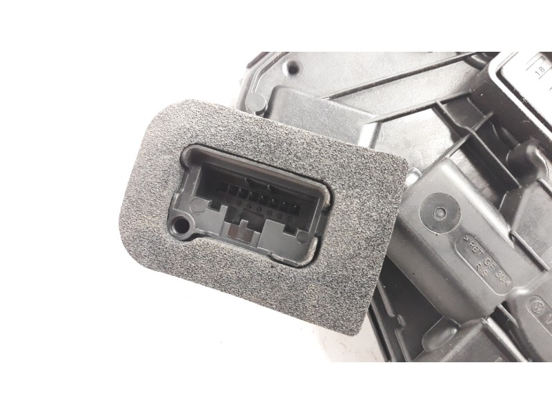 Recambio de cerradura puerta trasera derecha para volkswagen t-roc 1.5 16v tsi act referencia OEM IAM 5TA839016L  