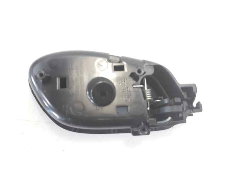 Recambio de maneta interior delantera izquierda para kia cee´d drive referencia OEM IAM 82613A2000  