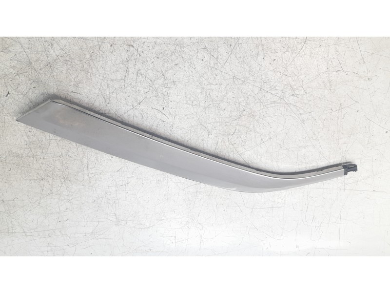 Recambio de moldura para peugeot 5008 1.6 blue-hdi fap referencia OEM IAM 9813608877  