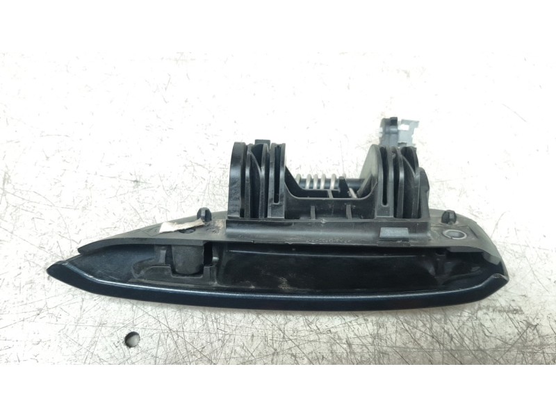 Recambio de maneta exterior delantera derecha para dacia duster ii prestige referencia OEM IAM 806067028R  