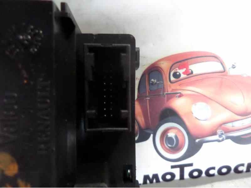 Recambio de mando limpia para renault scenic ii confort dynamique referencia OEM IAM   