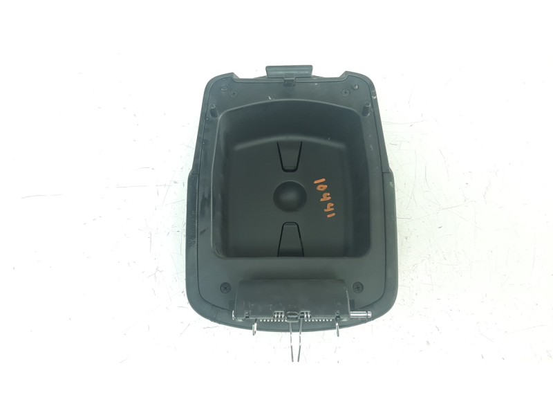 Recambio de apoyabrazos central para hyundai santa fe (dm) 2.2 crdi cat referencia OEM IAM 846602W050RYN  