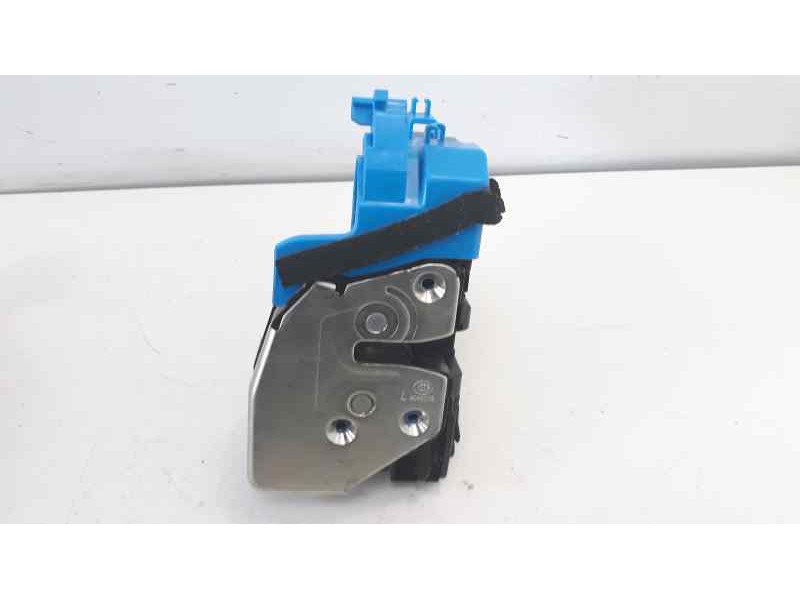 Recambio de cerradura puerta trasera izquierda para kia cee´d drive referencia OEM IAM 81410A2300  