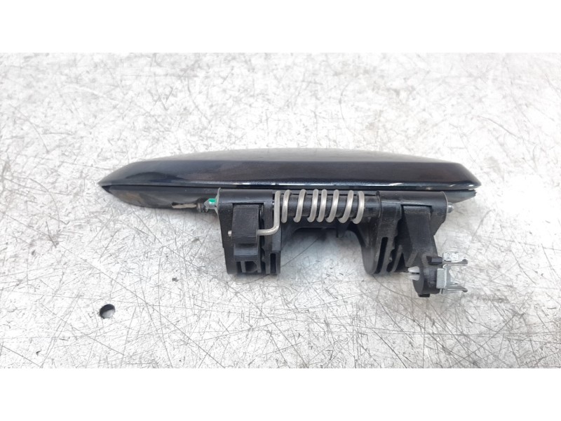 Recambio de maneta exterior delantera derecha para dacia duster ii prestige referencia OEM IAM 806067028R  