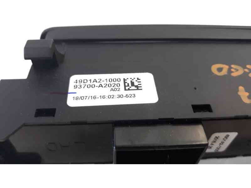 Recambio de interruptor para kia cee´d drive referencia OEM IAM 49D1A21000  