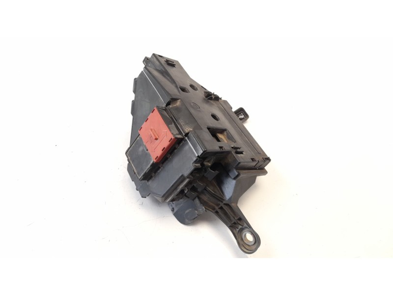 Recambio de caja reles / fusibles para mercedes-benz clase c (w205) lim. c 220 cdi bluetec (205.004) referencia OEM IAM A2055401