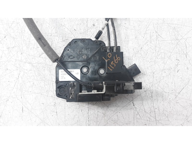 Recambio de cerradura puerta lateral derecha para renault express advance referencia OEM IAM 825029568R  