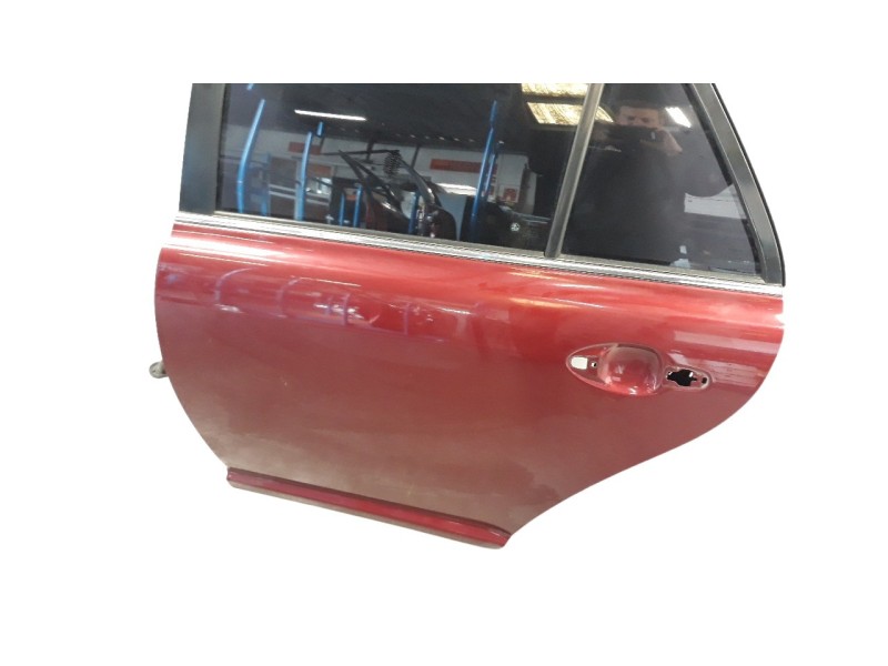 Recambio de puerta trasera izquierda para toyota avensis berlina (t25) 1.8 16v cat referencia OEM IAM 6700405130  
