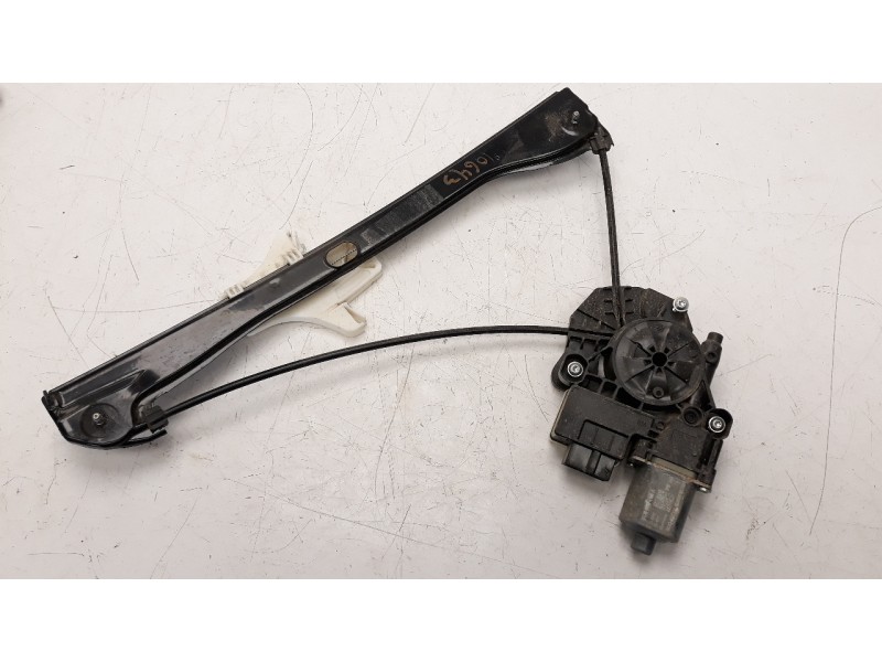 Recambio de elevalunas trasero izquierdo para skoda fabia 1.0 tsi referencia OEM IAM 6V0839461  