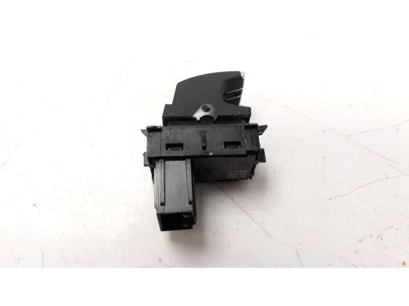 Recambio de mando elevalunas trasero derecho para volkswagen t-roc 1.5 16v tsi act referencia OEM IAM 5G0959855L  