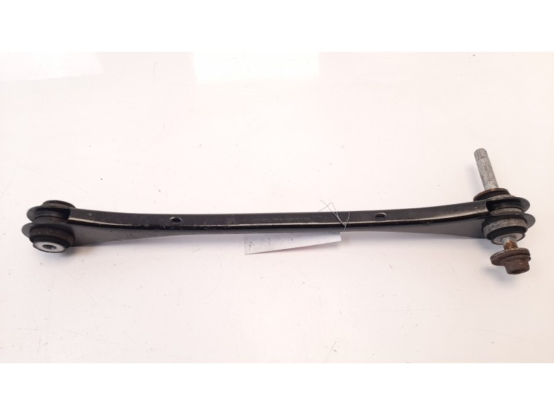 Recambio de brazo suspension superior trasero derecho para bmw serie 3 lim. (f30) 320d referencia OEM IAM 679253501  