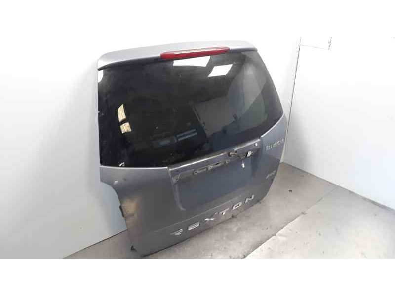 Recambio de porton trasero para ssangyong rexton 2.7 turbodiesel cat referencia OEM IAM 6400108322  