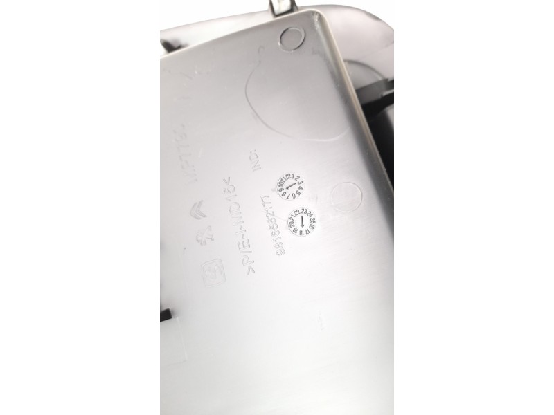 Recambio de guantera para citroen berlingo furgón driver m referencia OEM IAM 9816562177  