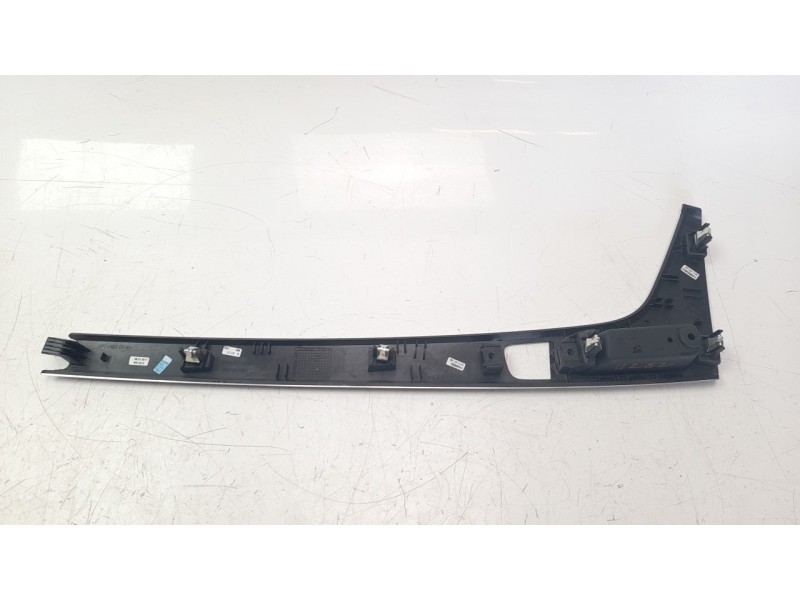 Recambio de moldura para audi a4 avant (8w5) sport edition referencia OEM IAM 8W1863969  