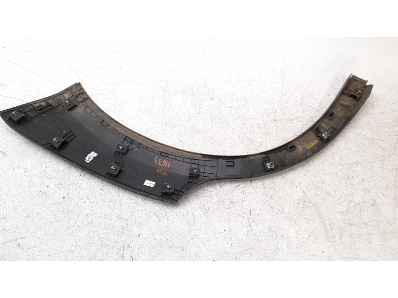 Recambio de aletin trasero derecho para hyundai kona 1.0 tgdi cat referencia OEM IAM 87742J9000  