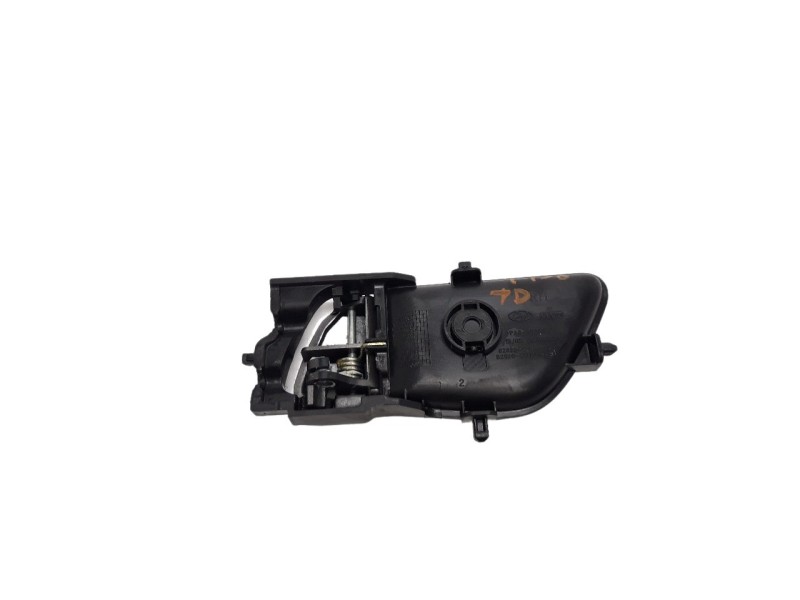 Recambio de maneta interior trasera derecha para hyundai i20 1.2 16v cat referencia OEM IAM 82620C8000  