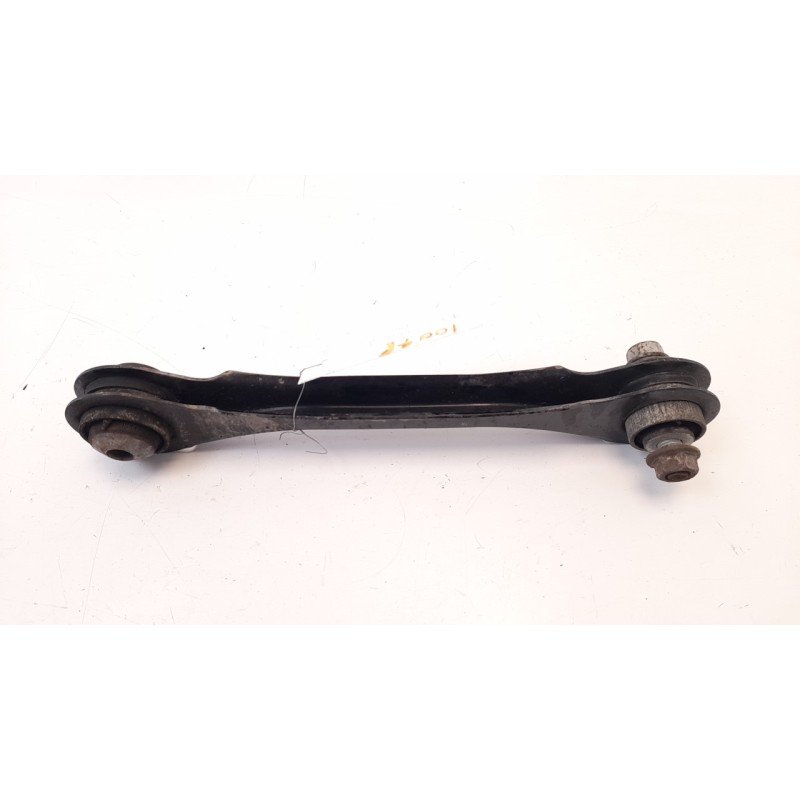 Recambio de brazo suspension superior trasero derecho para bmw serie 3 lim. (f30) 320d referencia OEM IAM 6792519  