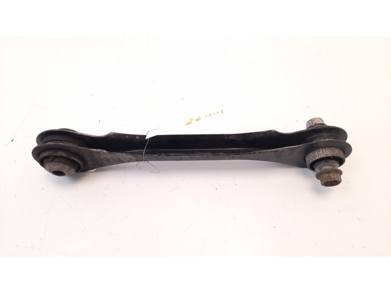 Recambio de brazo suspension superior trasero derecho para bmw serie 3 lim. (f30) 320d referencia OEM IAM 6792519  