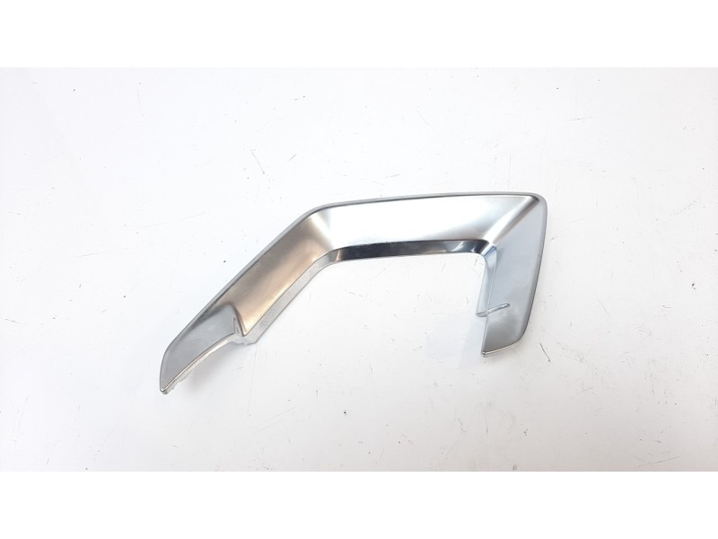 Recambio de moldura para peugeot 308 1.2 12v e-thp referencia OEM IAM 98047128VV 1336237X 