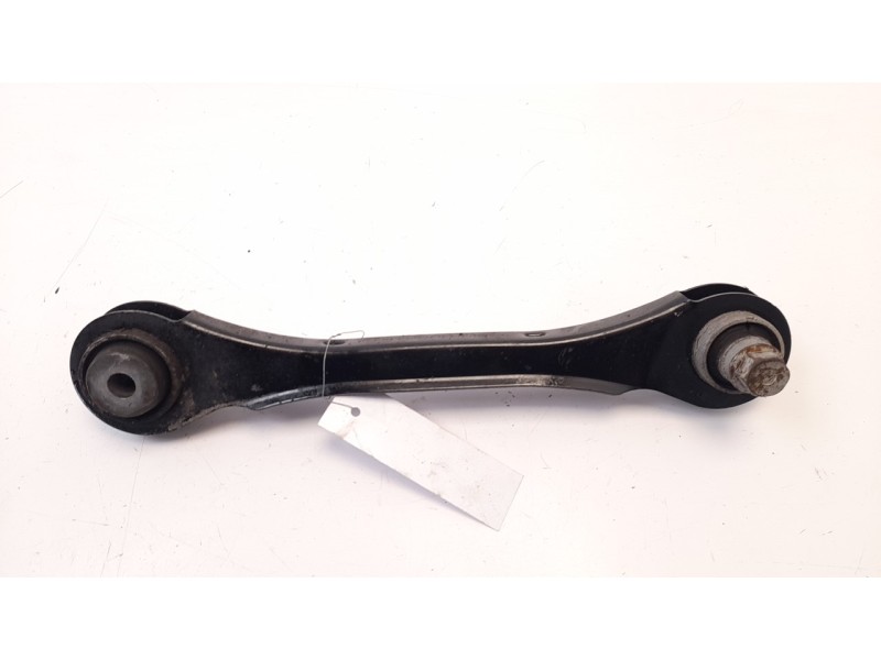 Recambio de brazo suspension superior trasero derecho para bmw serie 3 lim. (f30) 320d referencia OEM IAM 6792519  