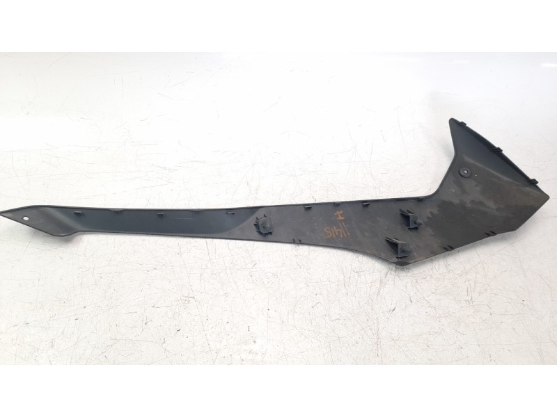 Recambio de moldura para yamaha tricity 300 referencia OEM IAM BX9F171L00P0  