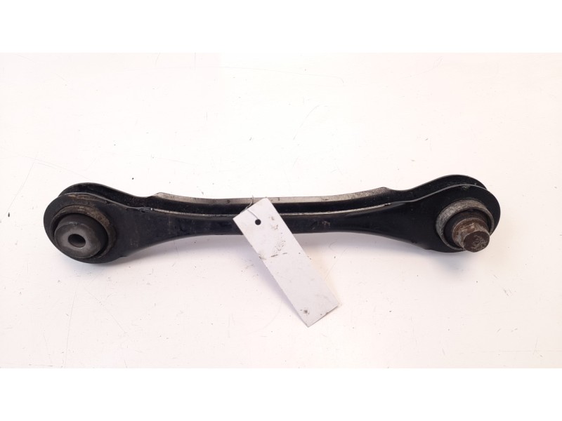 Recambio de brazo suspension superior trasero izquierdo para bmw serie 3 lim. (f30) 320d referencia OEM IAM 6792519  