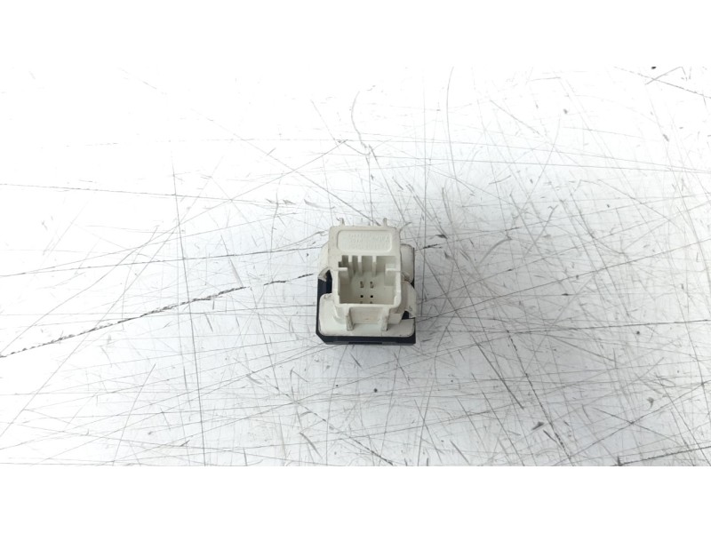 Recambio de interruptor para citroen xsara picasso 1.6 16v hdi fap referencia OEM IAM 9643213977  