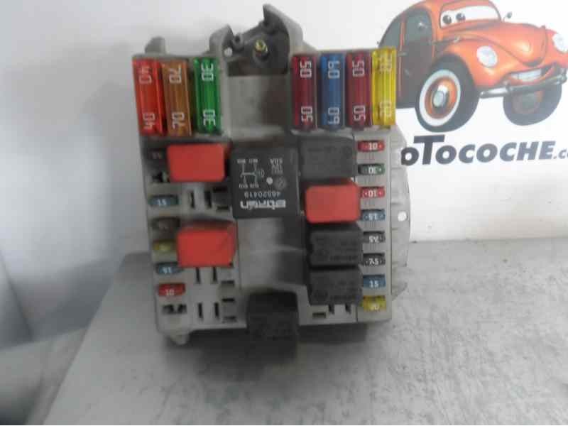 Recambio de caja reles / fusibles para fiat punto berlina (188) 1.2 8v referencia OEM IAM 46760255  