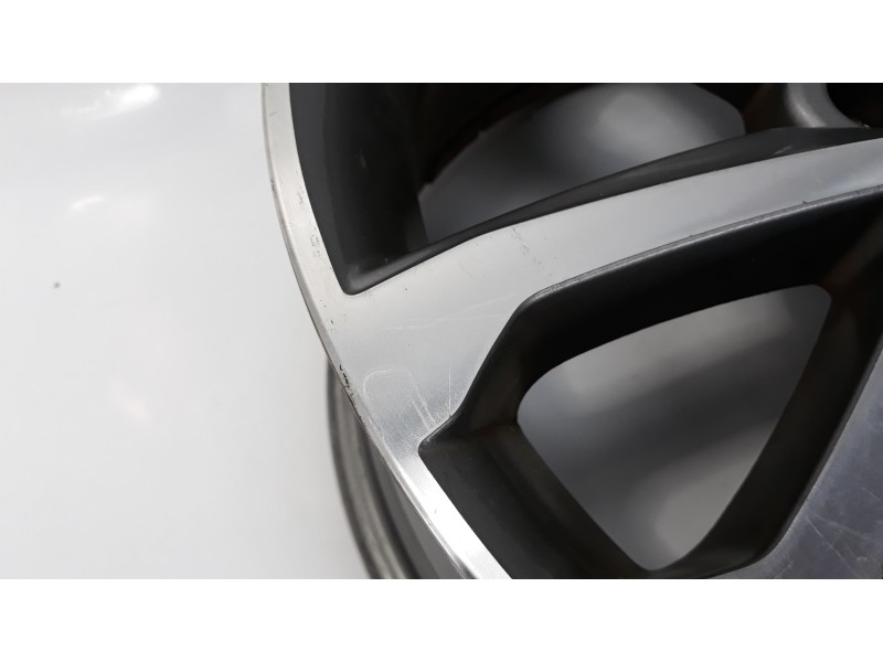 Recambio de llanta para hyundai santa fe (dm) 2.2 crdi cat referencia OEM IAM 18PULGADAS 529102W180 