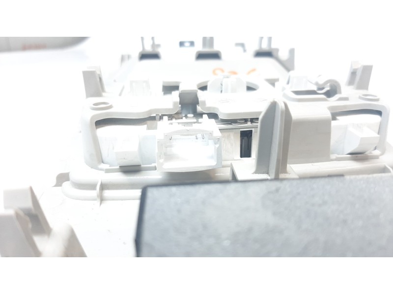 Recambio de luz interior para renault express advance referencia OEM IAM 969816278R  