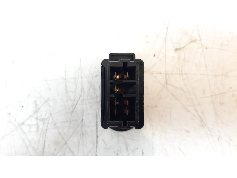 Recambio de mando elevalunas delantero derecho para citroen c3 1.4 referencia OEM IAM 96605364XT  