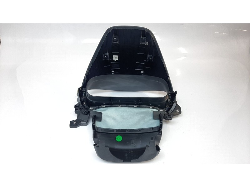 Recambio de moldura para mg hs comfort referencia OEM IAM 10562123OSA  