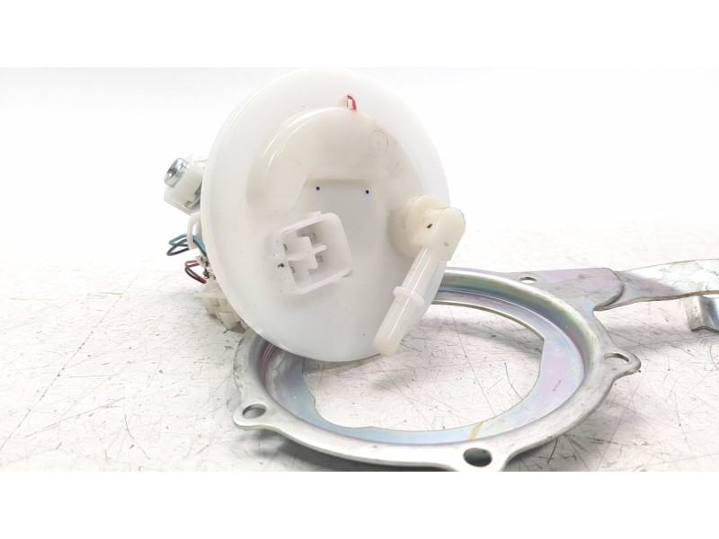 Recambio de bomba combustible para yamaha tricity 300 referencia OEM IAM B74E9070100  