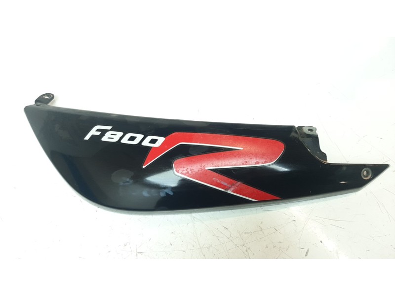 Recambio de moldura para bmw f 800 r referencia OEM IAM 46628358243  